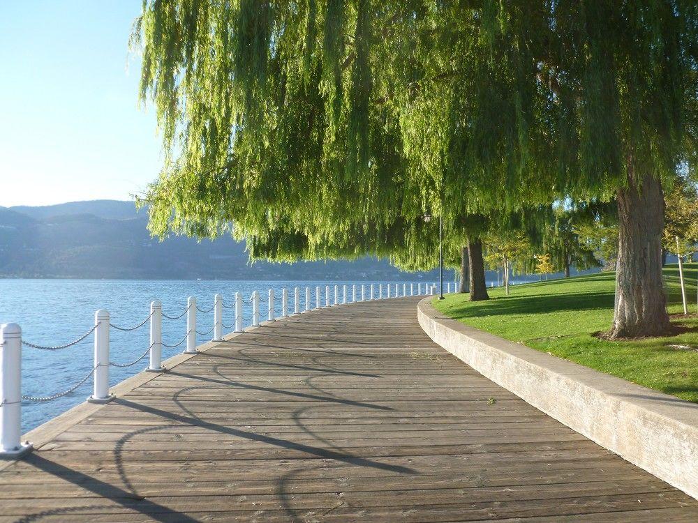 The Royal Kelowna - Bellstar Hotels & Resorts Zewnętrze zdjęcie